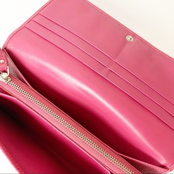 Loewe Magenta Leather Zip Bifold Wallet - Picture 3 of 11